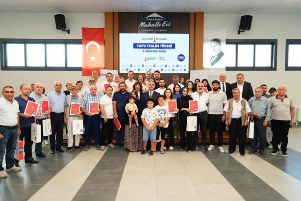 Sancaktepe Belediyesi’nde, tapu teslim töreni düzenlendi