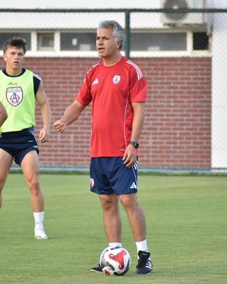 Altınordu'da Namet Ateş takımdan memnun