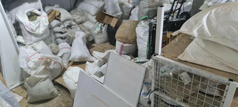 İzmir’de güvenilir olmayan 567 kilogram gıda imha edildi