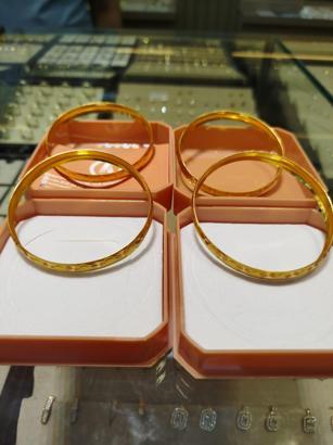 Sarrafın dikkatiyle dolandırılmaktan kurtuldu