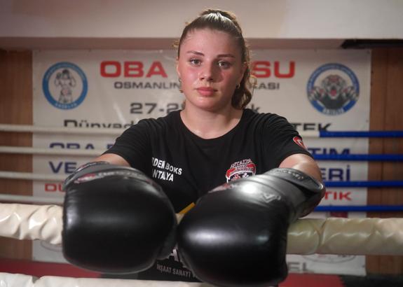 İçindeki İrem'i ringde buldu