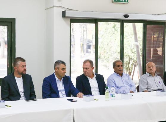 Seçer’den Vali Toros’a İzmir’de taziye ziyareti