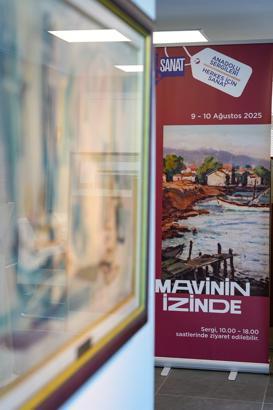 İş Sanat’ın ‘Mavinin İzinde’ sergisi, Gelibolu’da sanatseverlerle buluştu