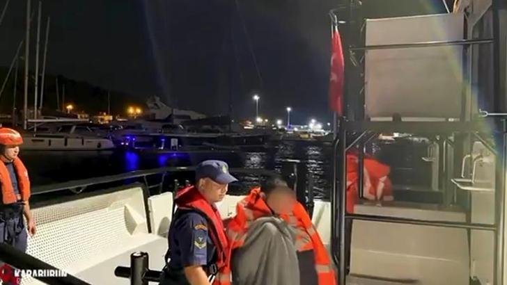 Bakan Yerlikaya: İzmir Karaburun’da batan teknede 3 vatandaşımız kurtarıldı