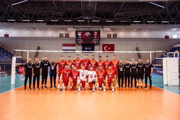 A Milli Erkek Voleybol Takımı, Macaristan'ı 3-0 mağlup etti