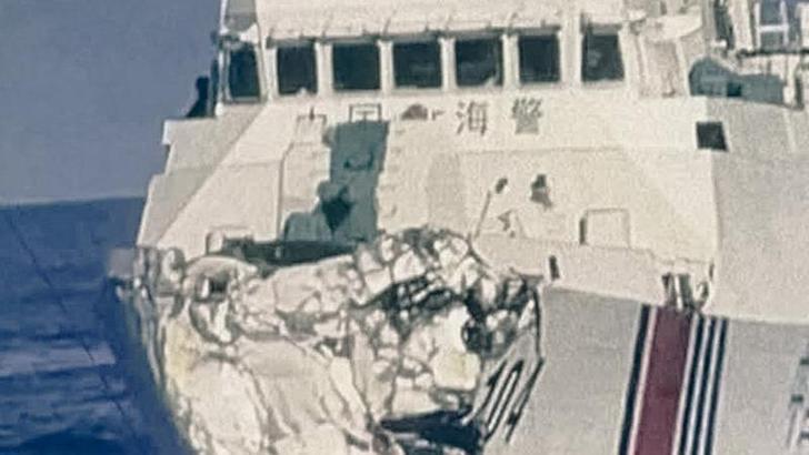 2 Çin gemisi, Güney Çin Denizi’nde çarpıştı