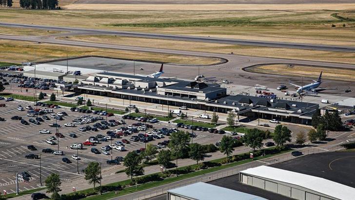 ABD'de havaalanında iki uçak çarpıştı: 4 ölü