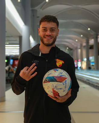 Göztepeli Romulo rekorla gidiyor