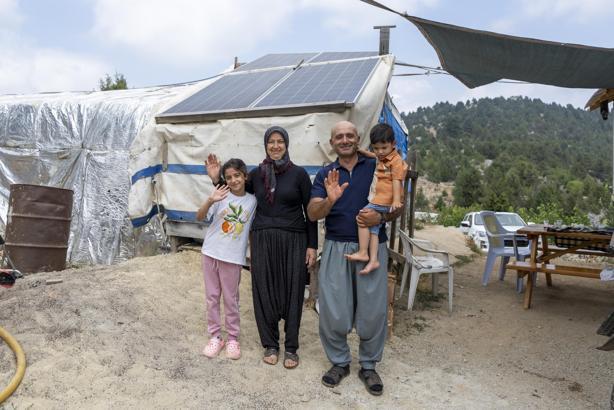 Büyükşehir’den üreticilere ve yetiştiricilere güneş paneli desteği
