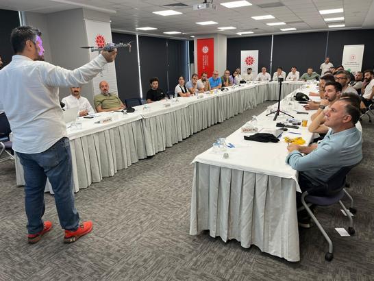 Samsun’da basın mensuplarına drone eğitimi