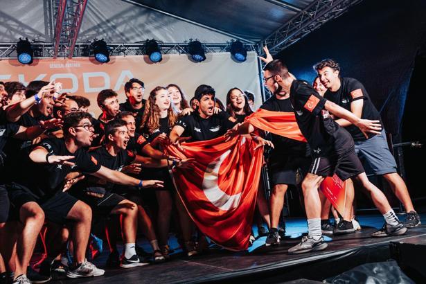 YTU Racing, Formula Student Çekya'da şampiyon oldu