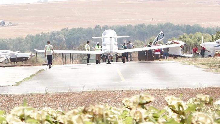 Ön dikmesinde arıza olan uçak Hezarfen Havalimanı’na iniş yaptı