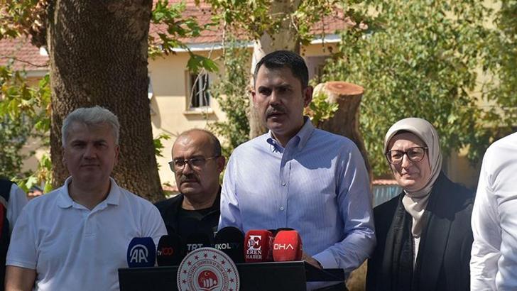 Bakan Kurum: Balıkesir'de 152 binada 265, Manisa'da 41 binada 53 bağımsız bölüm ağır hasarlı ya da yıkık