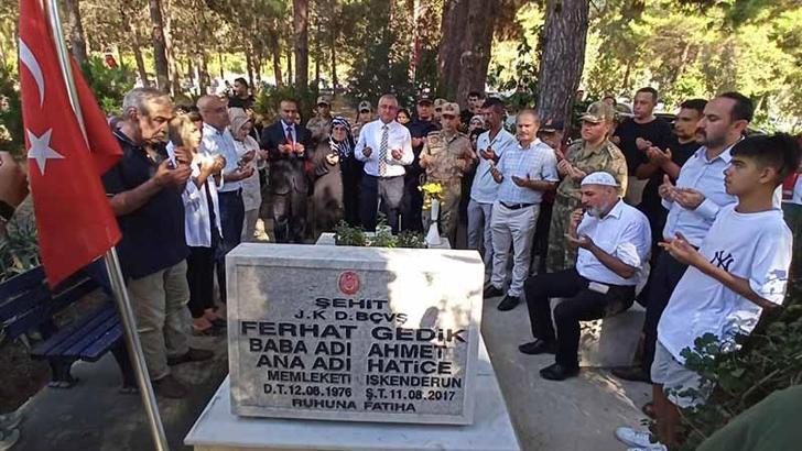 Şehit Başçavuş Ferhat Gedik, Hatay'daki mezarı başında anıldı