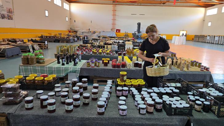 Hatay'da depremzede kadınlar, ürünlerini dünyaya tanıttı