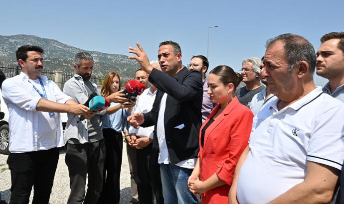 CHP'li Başarır, Muhittin Böcek’i ziyaret etti