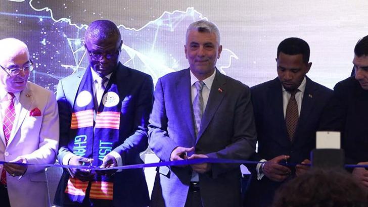 Bakan Bolat: Afrika ile yıl sonuna kadar 400 milyar dolara yakın ihracatımız olacak