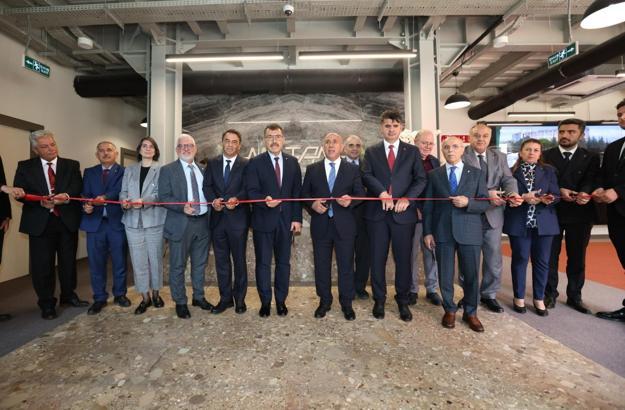 İş Bankası - İTÜ deprem araştırma merkezi MATAM açıldı