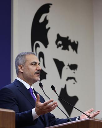 Bakan Fidan: Türkiye ve bölge için tehdit olmaktan çıkarsınlar kendilerini