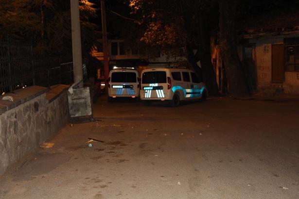 Çankırı’da zabıta memurlarına seyyar satıcılardan bıçaklı saldırı; 2 yaralı, 5 gözaltı