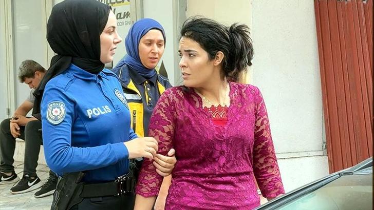 Avcılar’da intihar girişimi için çatı katına çıktığı sanıldı, kaçak göçmen olduğu öğrenildi