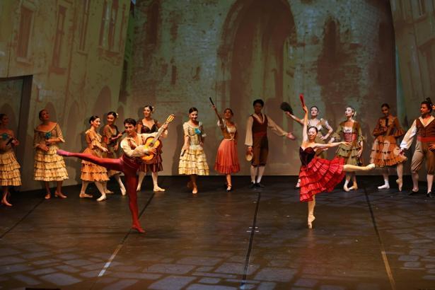 Don Kişot balesi Bodrum'da sanatseverlerle buluştu