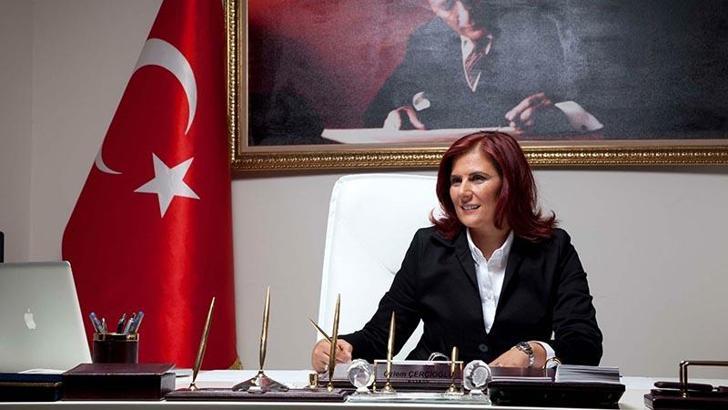 Özlem Çerçioğlu, CHP'den istifa etti