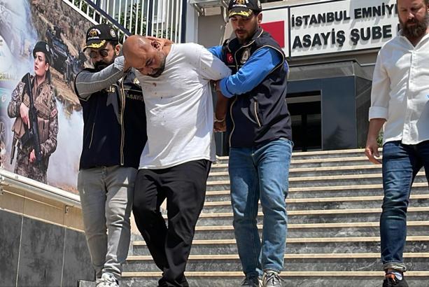 İstanbul - 15 Temmuz şehidinin mezarını tahrip eden şüpheli yakalandı