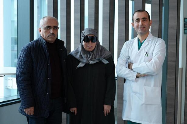 Gözünü çekmecenin kulpuna çarpan hasta, tedaviyle sağlığına kavuştu