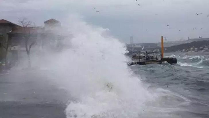 AKOM'dan İstanbul için kuvvetli fırtına uyarısı