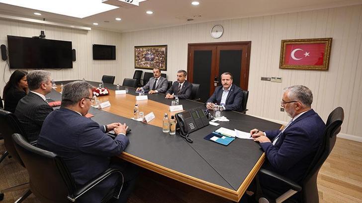 Memura ikinci zam teklifi; ilk teklife ek taban aylığa 1000 TL zam önerildi