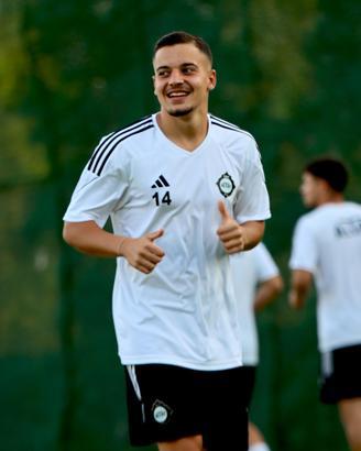 Altay'da gözler Sani'de