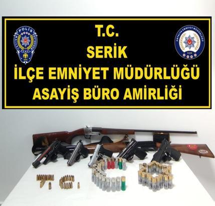 Akaryakıt istasyonunda yağmaya 6 tutuklama