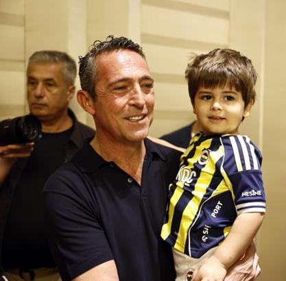 Fenerbahçe, Göztepe maçı öncesi taraftarla buluştu