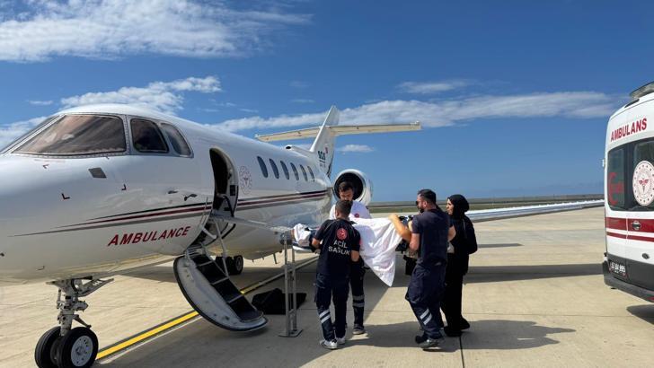 Rize'den Ankara'ya ambulans uçakla hasta sevki