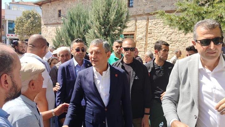 Özgür Özel: Kimsenin verdiği oy için özür dilemesine gerek yok