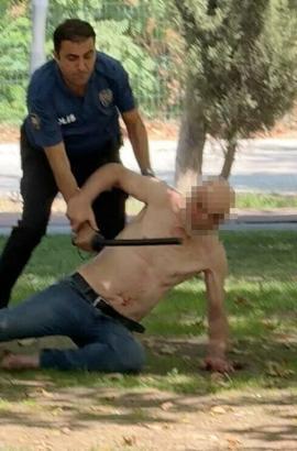 Esnafa bıçakla saldırınca darbedildi, götürüldüğü hastaneden kaçıp, intihara kalkıştı