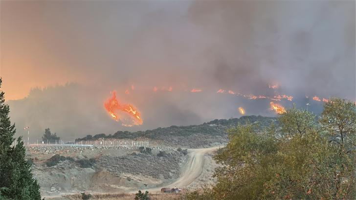 Çanakkale’de orman yangını: 2 köy tahliye edildi (4)