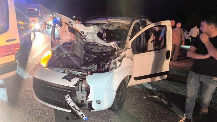 Bingöl’de hafif ticari araç ata çarptı: 1 ölü, 1 yaralı