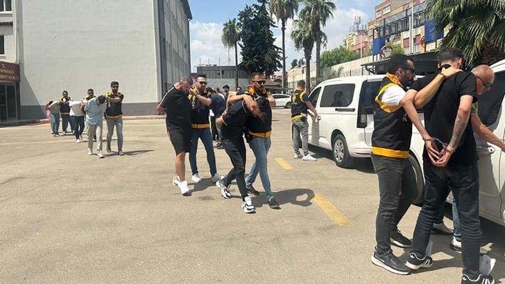 Yüksek kazanç vaadiyle tuzağa düşürüldü, alıkonulduğu evden kaçarak dolandırılmaktan kurtuldu