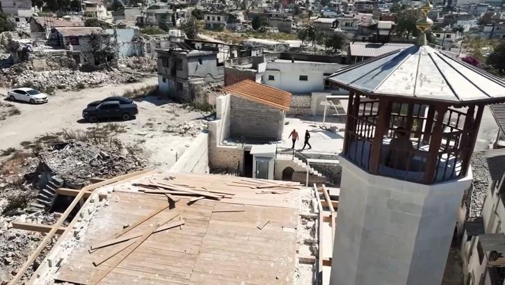 Hatay’da 6 Şubat’ta yıkılan camiler yeniden ayağa kalkıyor