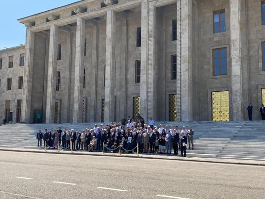 Eski Sanayi ve Ticaret Bakanı Akyol için TBMM'de tören