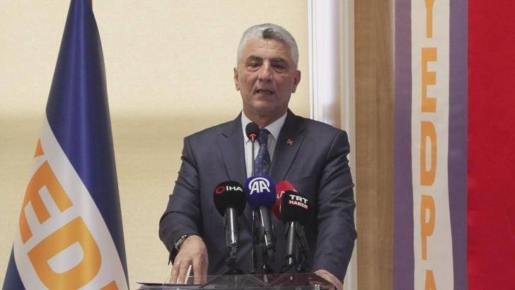 İstanbul - Ömer Bolat: Bu yıl otomotiv ihracatında 40 milyarı aşıp '41 kere maşallah' diyeceğiz