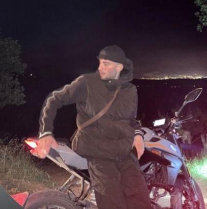 Motosiklet park halindeki TIR'a çarptı: 1 ölü, 1 yaralı