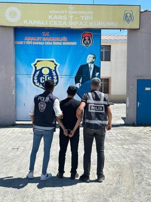 Kars'tan Gürcistan'a kaçmak isterken yakalandı