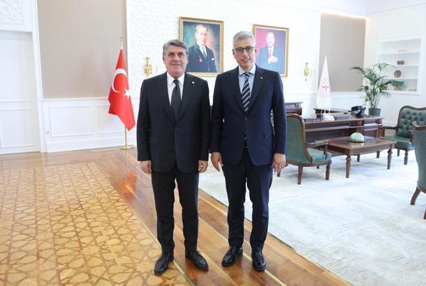 Bakan Memişoğlu, Beşiktaş Kulübü Başkanı Adalı’yı kabul etti