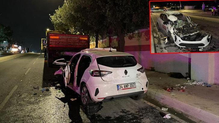 Büyükçekmece’de otomobil park halindeki TIR'a çarptı: 1 ölü, 4 yaralı
