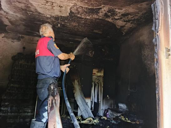 Şırnak'ta ev yangını; 2 yaşındaki çocuk dumandan etkilendi