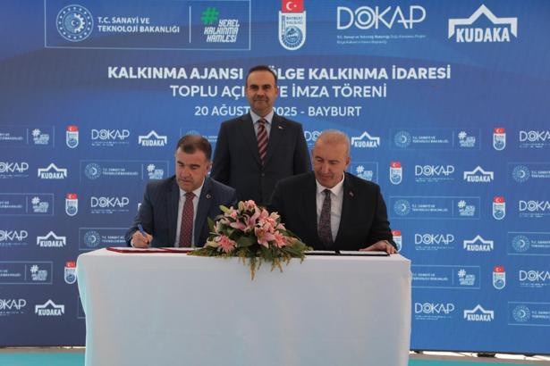 Bakan Kacır: Üretimi ve istihdamı Anadolu'nun dört bir köşesine yayıyoruz / Ek fotoğraflar