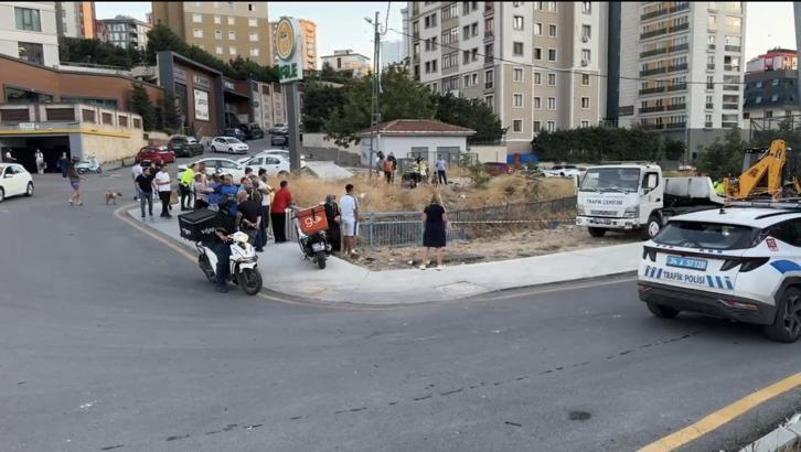 İstanbul - Ümraniye’de kaza yapan araç dere yatağına düştü